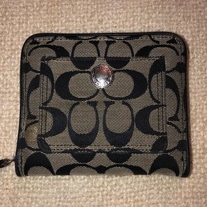 COACH Classic C Logo Zip Around Wallet